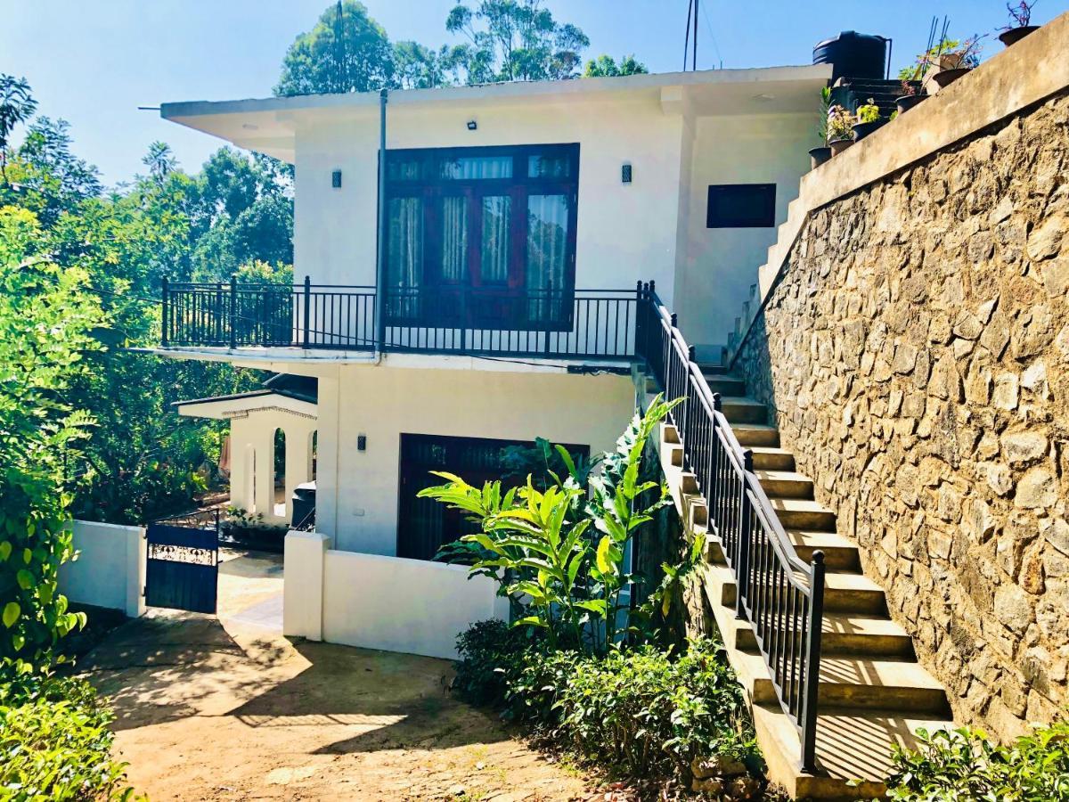 Relax Inn Ella Exterior photo